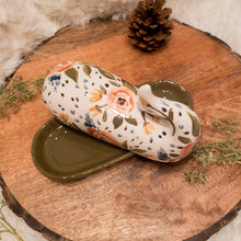 Load image into Gallery viewer, Garden Party Whale Butter Dish- Olive Base